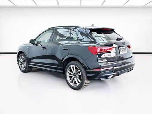 2021 Audi Q3 45 S line Premium