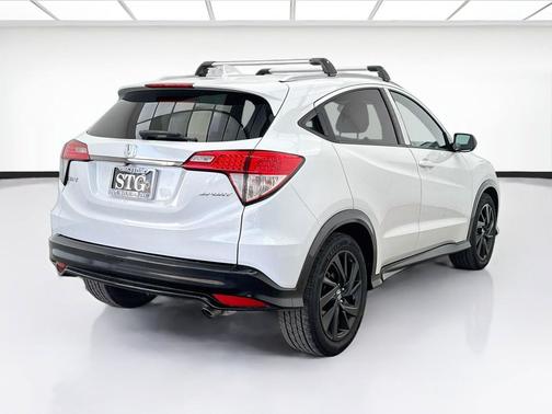 Platinum White Pearl 2021 Honda HR-V 2WD Sport