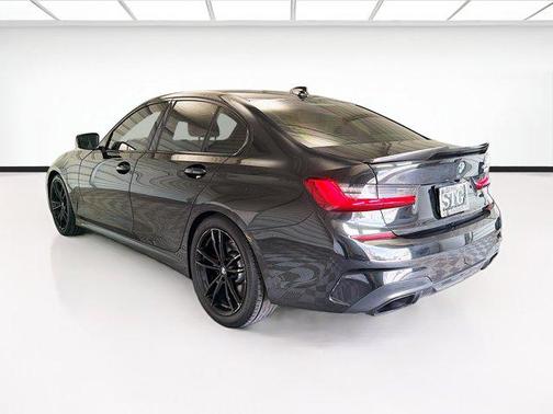 Black Sapphire Metallic 2021 BMW M340 M340i