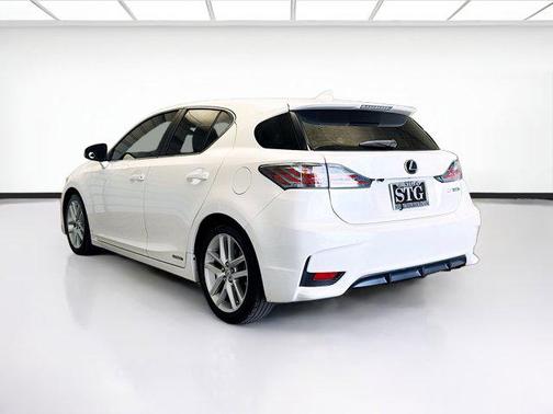 2017 Lexus CT 200h Base