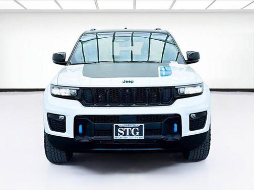 2022 Jeep Grand Cherokee 4xe Trailhawk