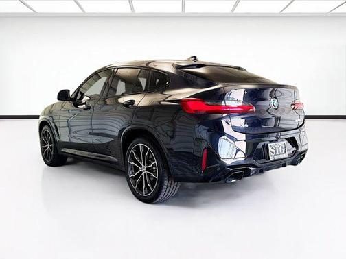 Carbon Black Metallic 2023 BMW X4 M40i