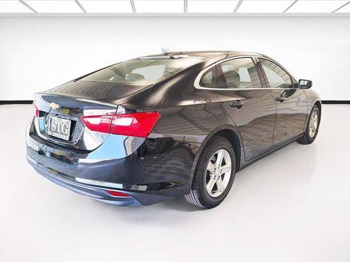 Mosaic Black Metallic 2023 Chevrolet Malibu 1LS