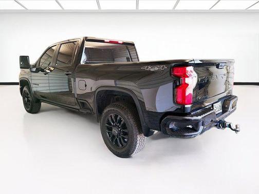 Black 2025 Chevrolet Silverado 2500 Custom