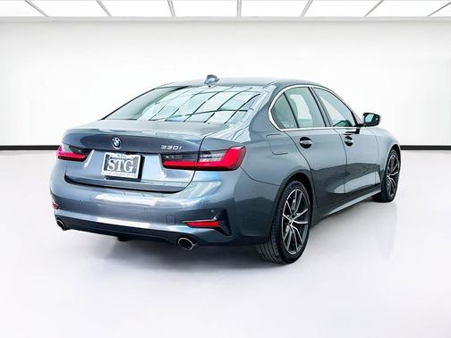 Mineral Grey Metallic 2022 BMW 330 330i