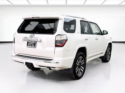 Blizzard Pearl 2020 Toyota 4Runner Limited
