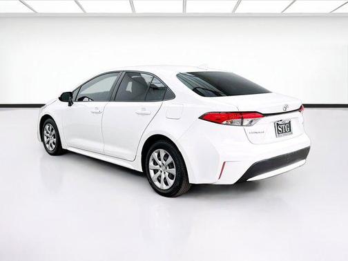 White 2022 Toyota Corolla LE