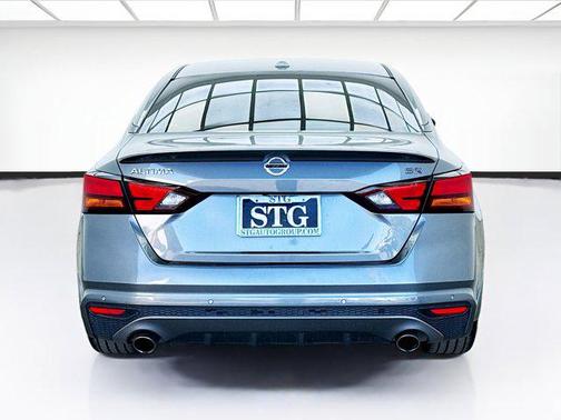 2020 Nissan Altima SR FWD