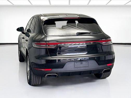2021 Porsche Macan Base