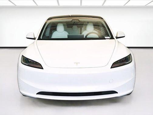 Pearl White 2025 Tesla Model 3 Standard Range