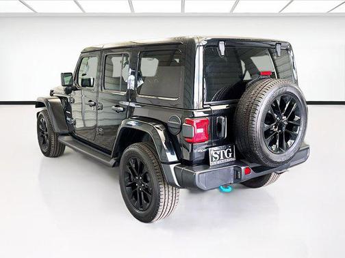 2022 Jeep Wrangler Unlimited 4xe Sahara