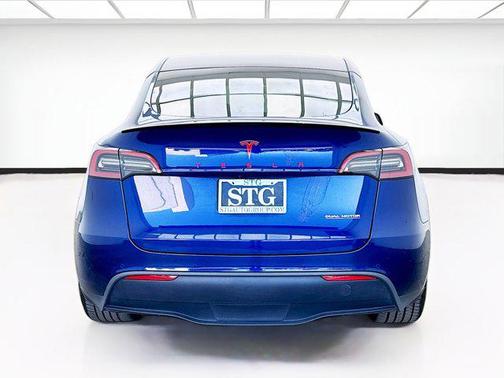 2022 Tesla Model Y Performance Dual Motor All-Wheel Drive