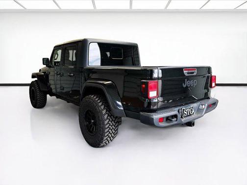 2022 Jeep Gladiator Altitude 4x4