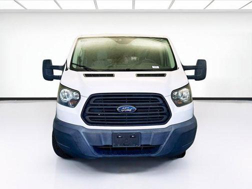 Oxford White 2015 Ford Transit-350 XL