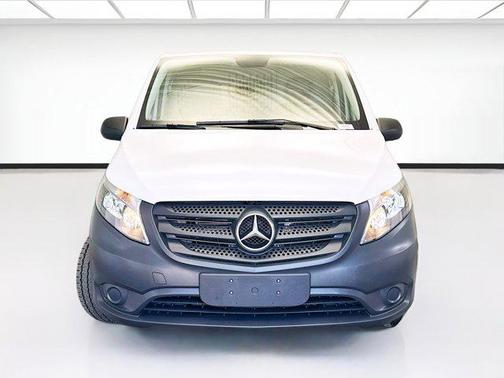 2021 Mercedes-Benz Metris Base
