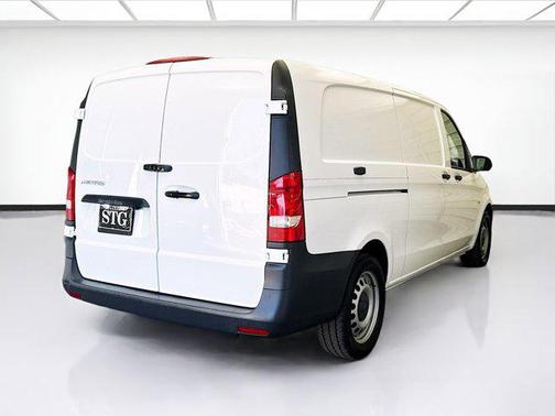 2021 Mercedes-Benz Metris Base