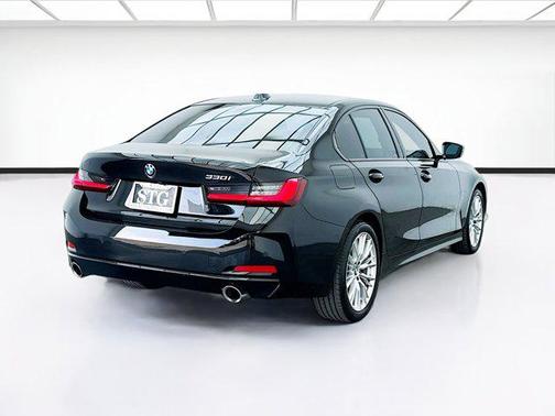 2023 BMW 330 330i