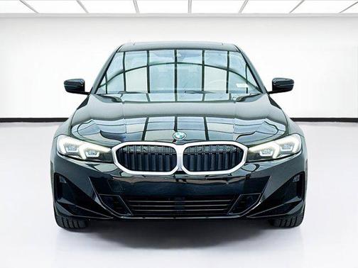 2023 BMW 330 330i