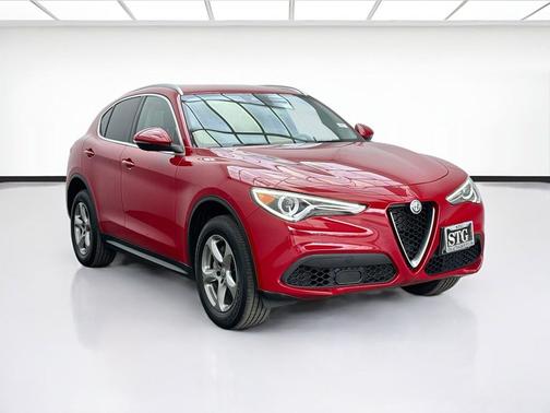 Alfa Rosso 2021 Alfa Romeo Stelvio Base
