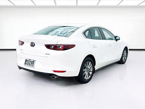 2022 Mazda Mazda3 FWD