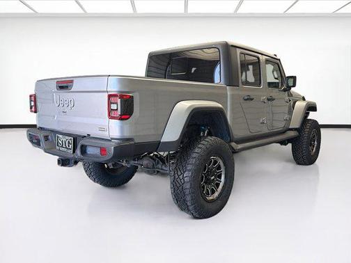 Billet Silver Metallic Clearcoat 2020 Jeep Gladiator Overland