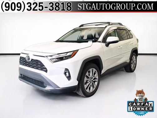 Pearl 2025 Toyota RAV4 XLE Premium
