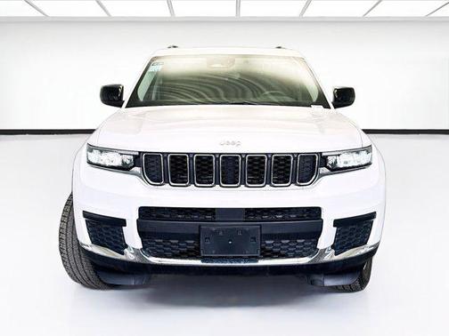 2022 Jeep Grand Cherokee L Laredo