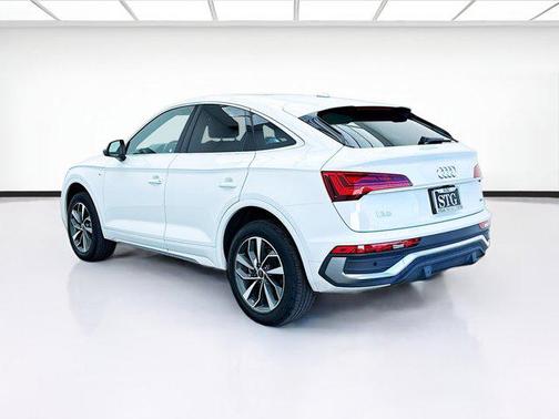 2022 Audi Q5 45 S line Premium Plus