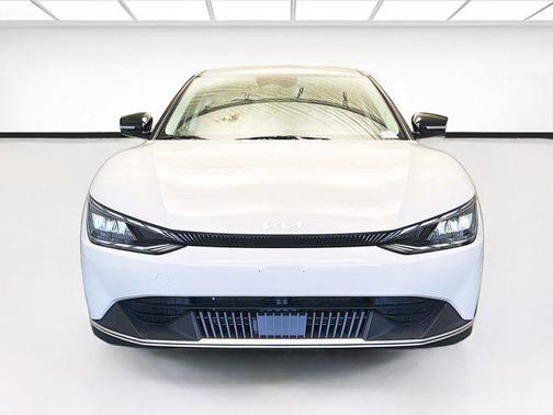 2024 Kia EV6 Light Long Range