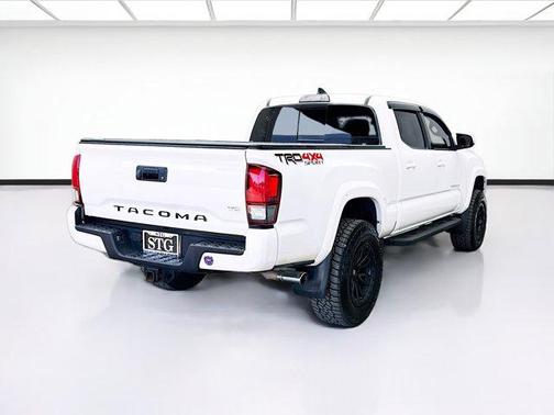 Super White 2018 Toyota Tacoma TRD Sport