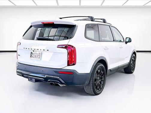 Glacial White Pearl 2022 Kia Telluride SX