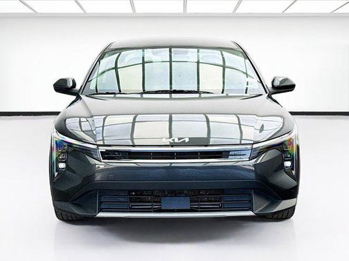 Interstellar Gray 2025 Kia K4 EX
