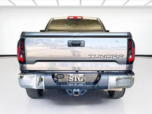 2015 Toyota Tundra SR5