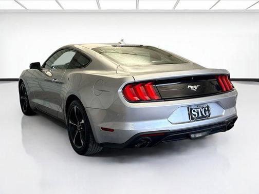 2022 Ford Mustang EcoBoost