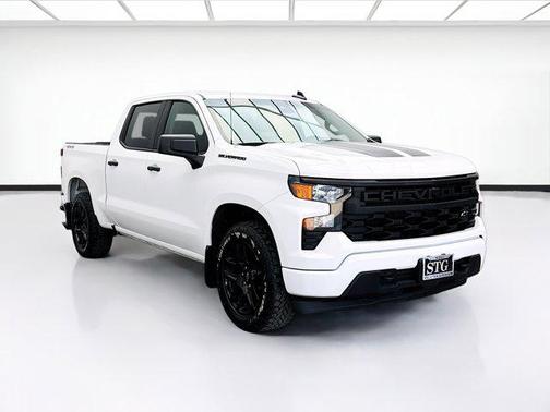Summit White 2023 Chevrolet Silverado 1500 Custom