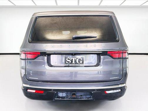 Baltic Gray Metallic Clearcoat 2022 Jeep Wagoneer Series II 4x4