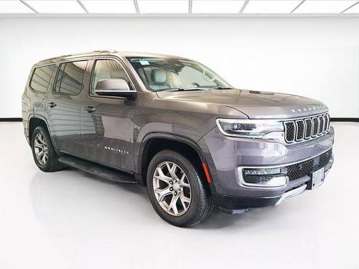 Baltic Gray Metallic Clearcoat 2022 Jeep Wagoneer Series II 4x4