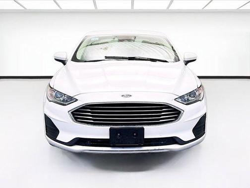 2020 Ford Fusion Hybrid SE