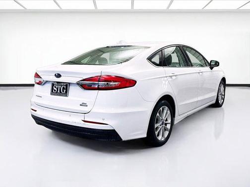 2020 Ford Fusion Hybrid SE