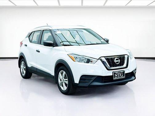 2019 Nissan Kicks S