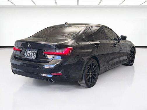 2021 BMW 330 330i