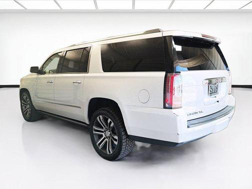 White Frost Tricoat 2017 GMC Yukon XL Denali