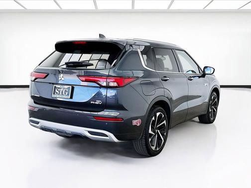 Graphite Gray 2024 Mitsubishi Outlander PHEV SEL