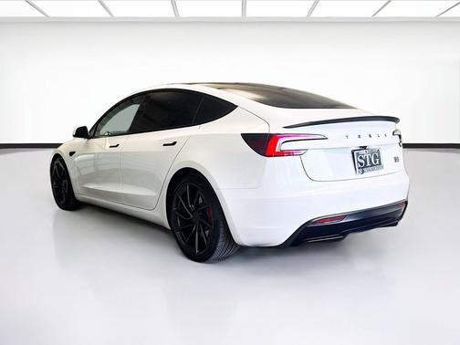Pearl White Multi-Coat 2025 Tesla Model 3 Performance