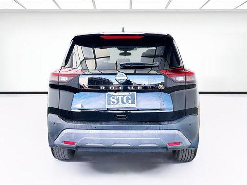 Super Black 2023 Nissan Rogue S