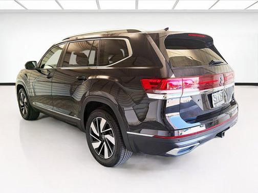 Deep Black Pearl 2025 Volkswagen Atlas 2.0T SEL