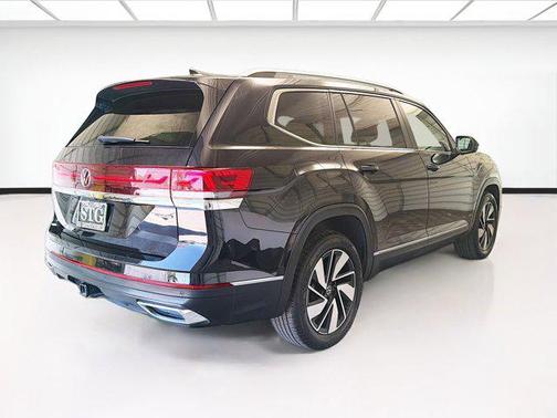 Deep Black Pearl 2025 Volkswagen Atlas 2.0T SEL