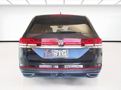 Deep Black Pearl 2025 Volkswagen Atlas 2.0T SEL