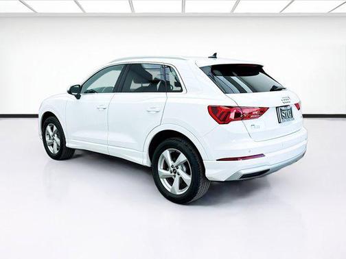 2021 Audi Q3 40 Premium