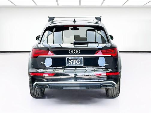 Mythos Black Metallic 2022 Audi Q5 55 S line Premium